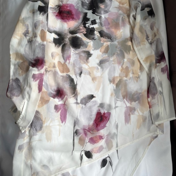 White House Black Market Tops - White House Black Market Cream Asymmetrical 3/4 Sleeve Blouse